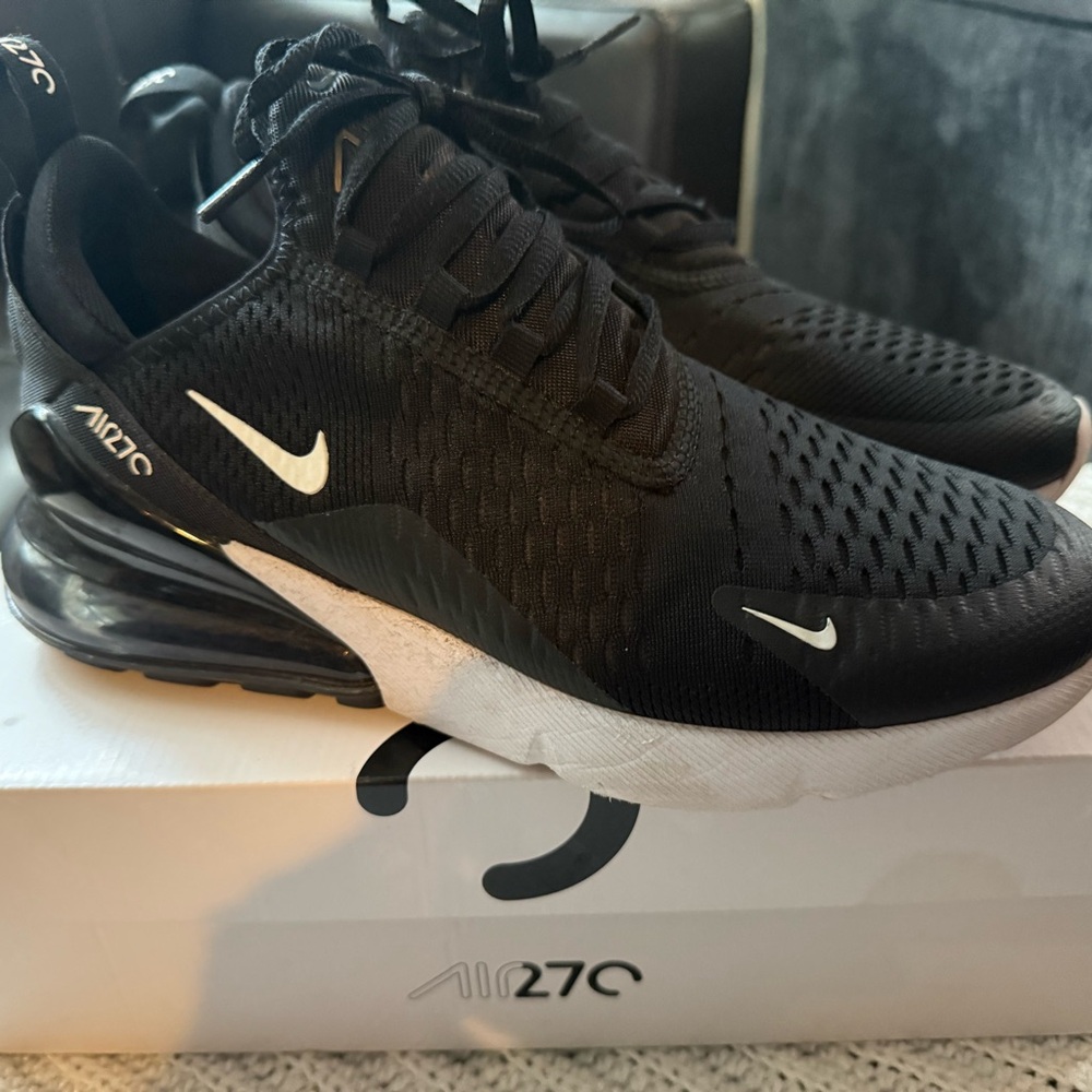 Nike Air Max 270 Black and Gray Sneakers